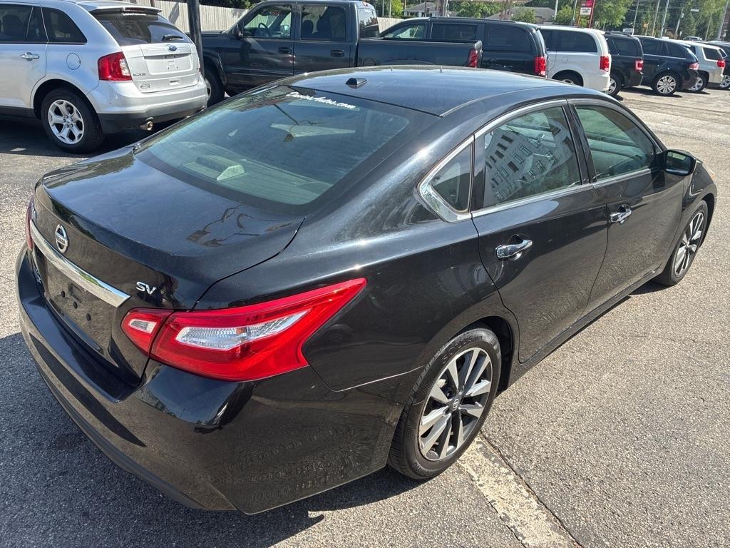 Nissan Altima  2017