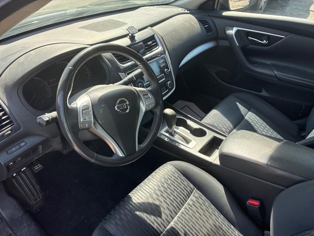 Nissan Altima  2017