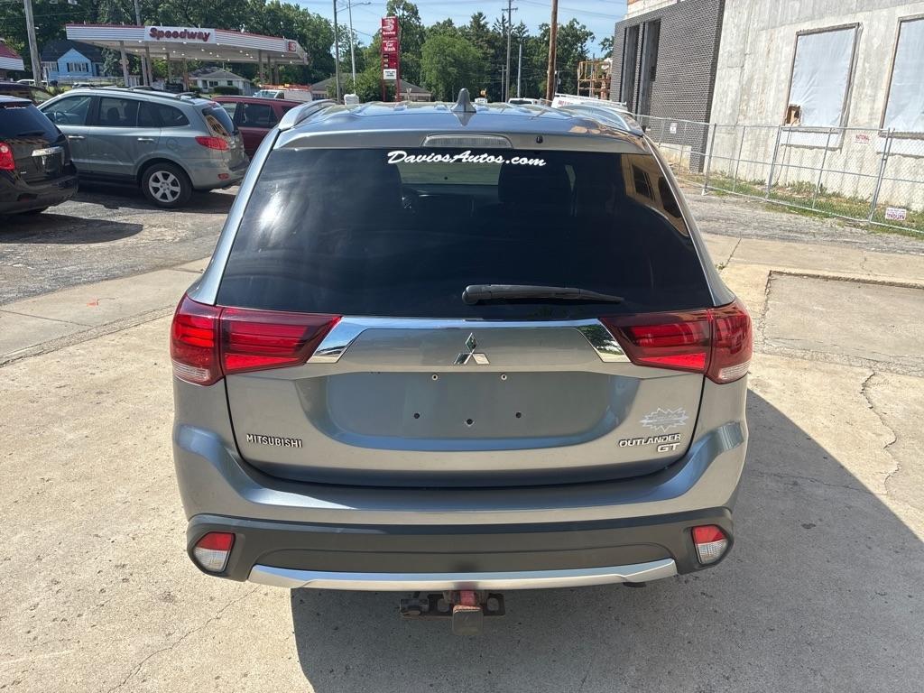 Mitsubishi Outlander  2017
