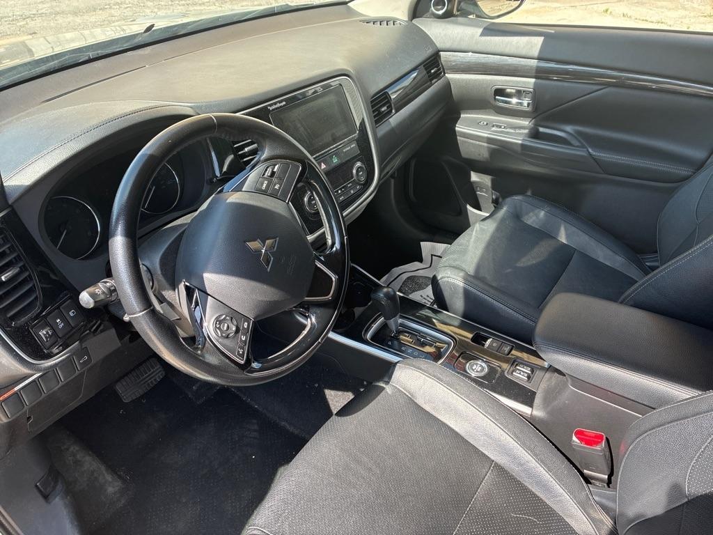 Mitsubishi Outlander  2017