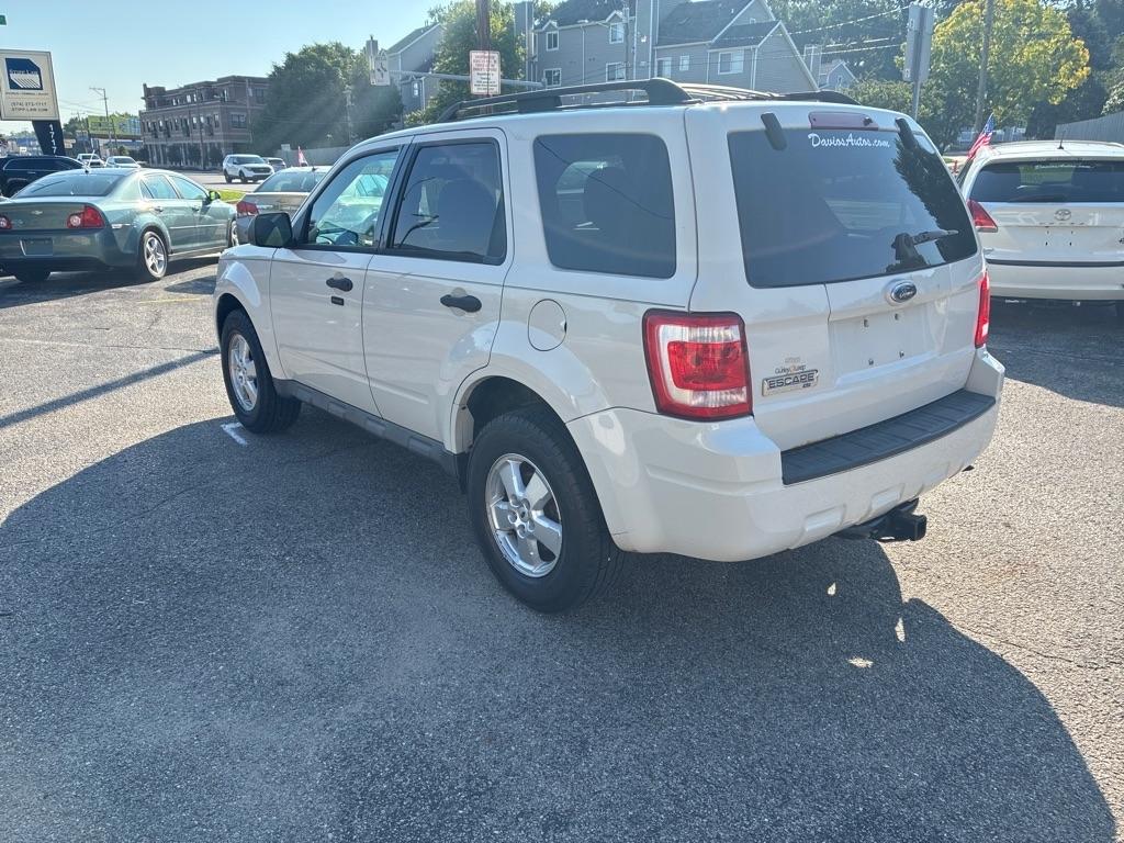 Ford Escape  2009