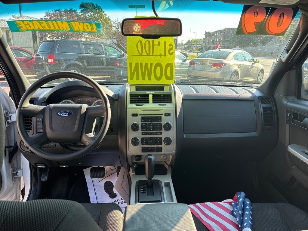 Ford Escape  2009