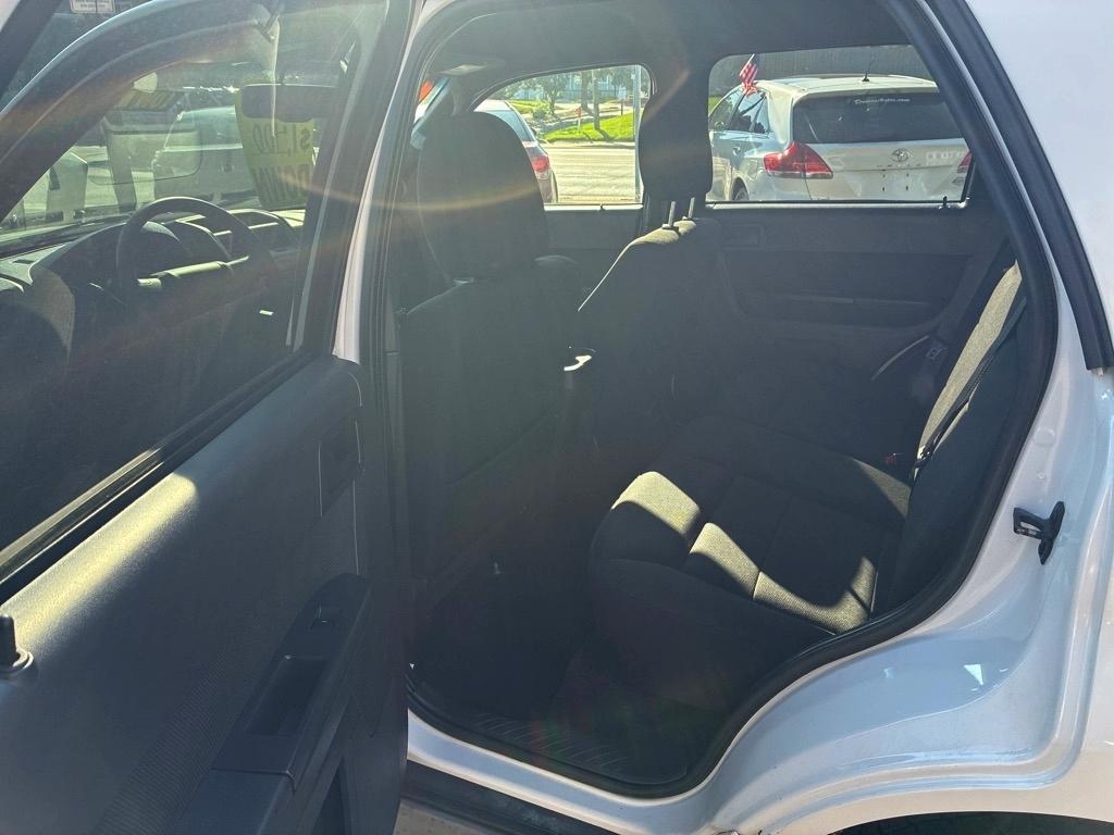 Ford Escape  2009