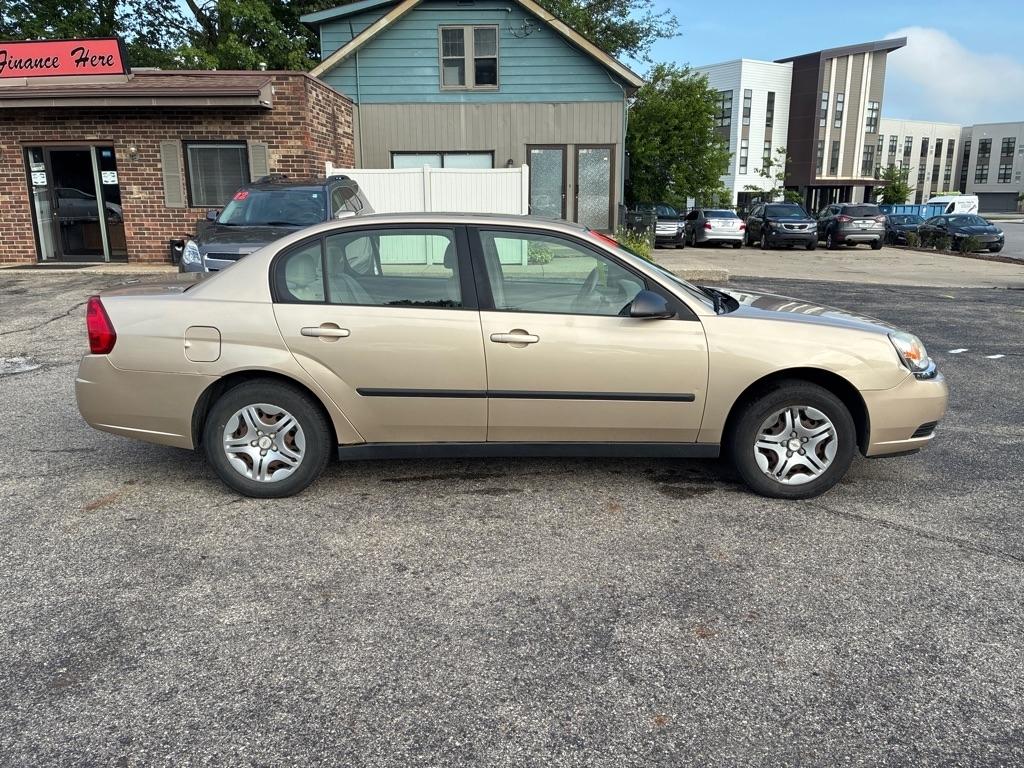 Chevrolet Malibu  2005