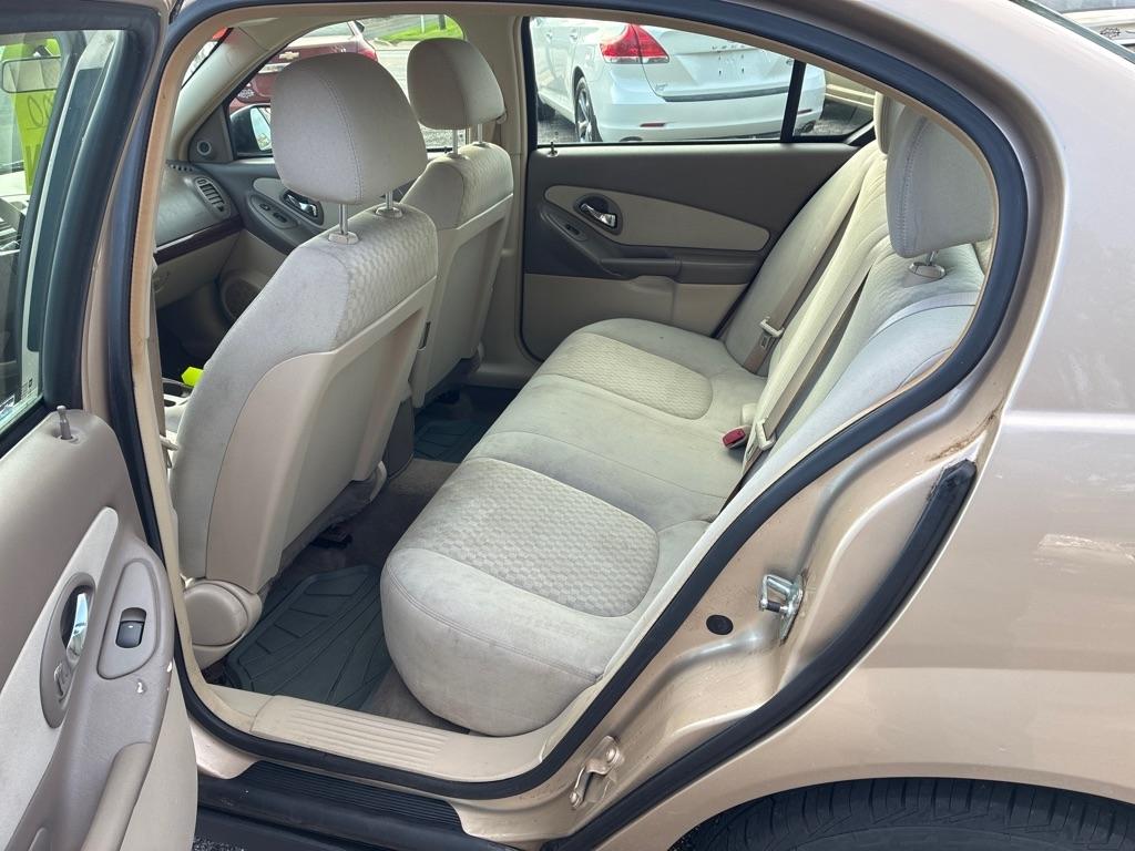 Chevrolet Malibu  2005
