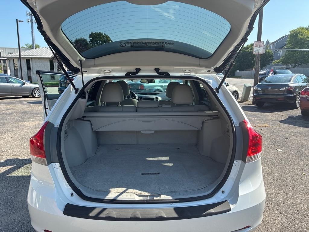 Toyota Venza  2011