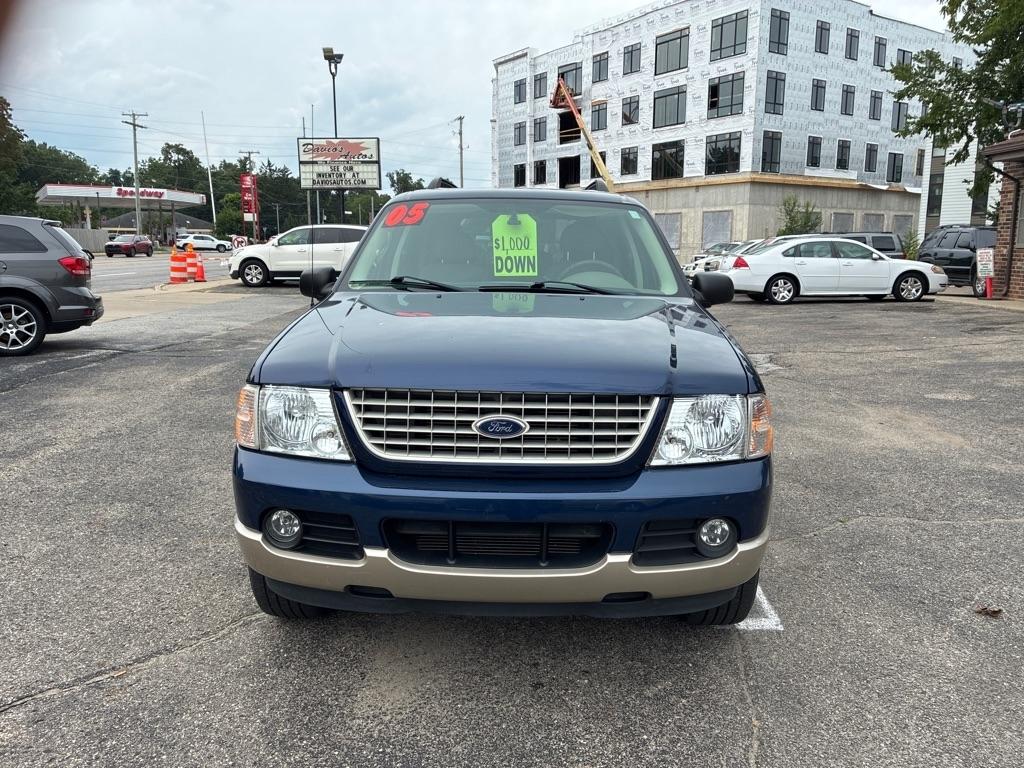 Ford Explorer  2005