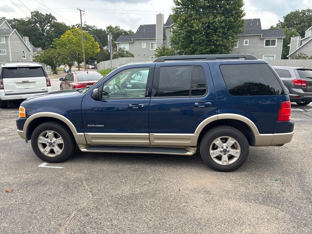 Ford Explorer  2005