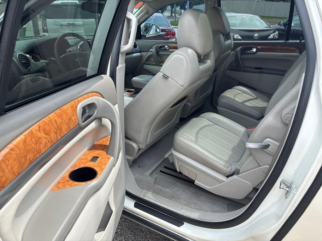 Buick Enclave  2012