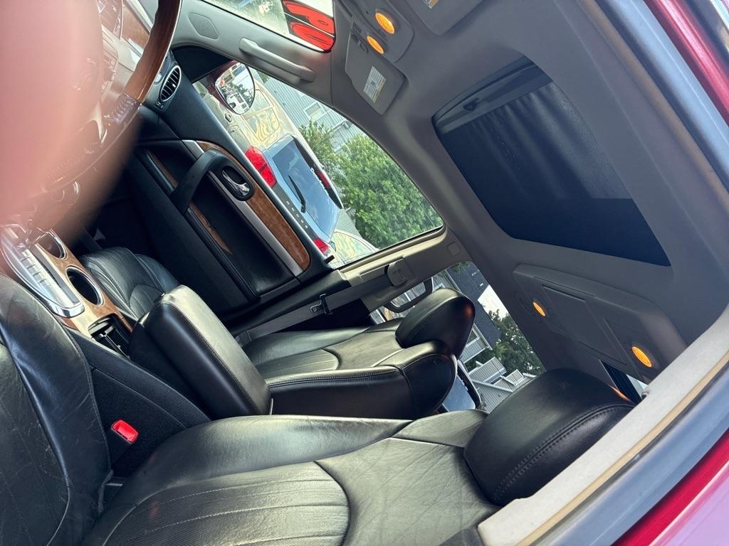Buick Enclave  2009