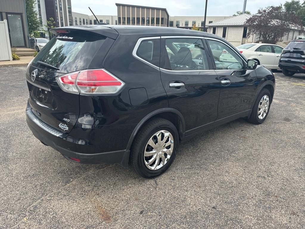 Nissan Rogue  2015