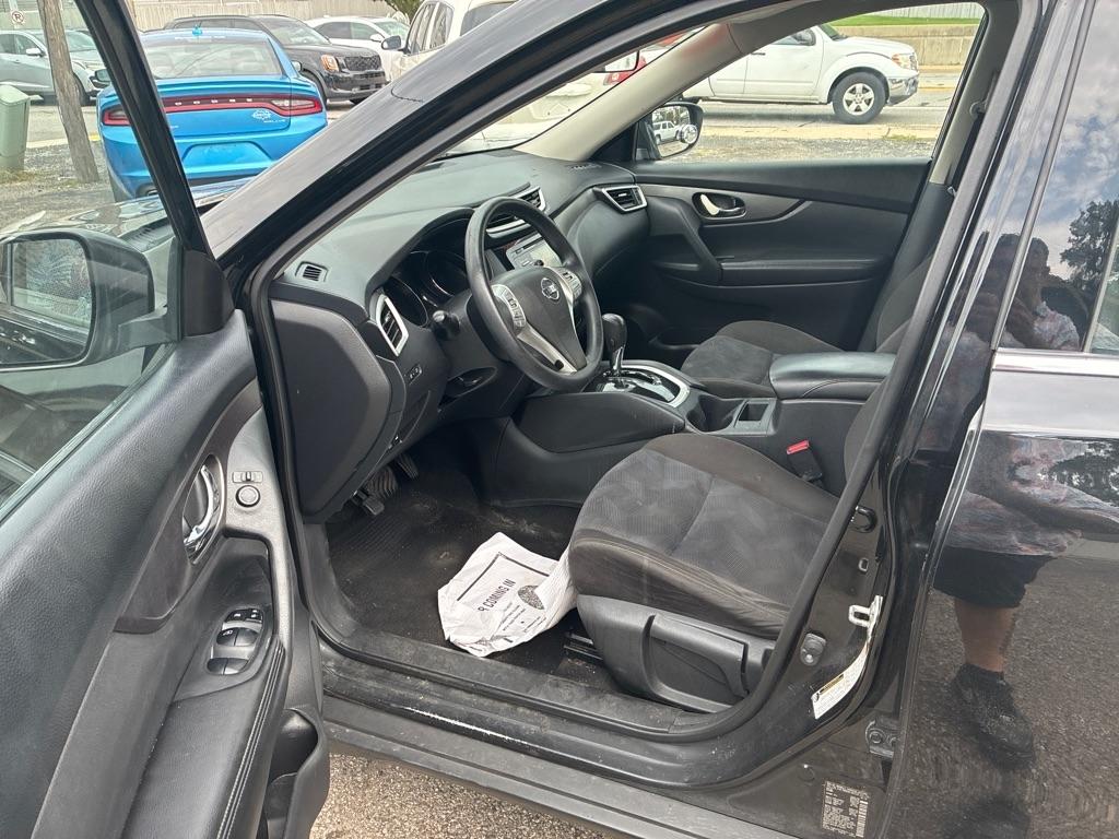 Nissan Rogue  2015