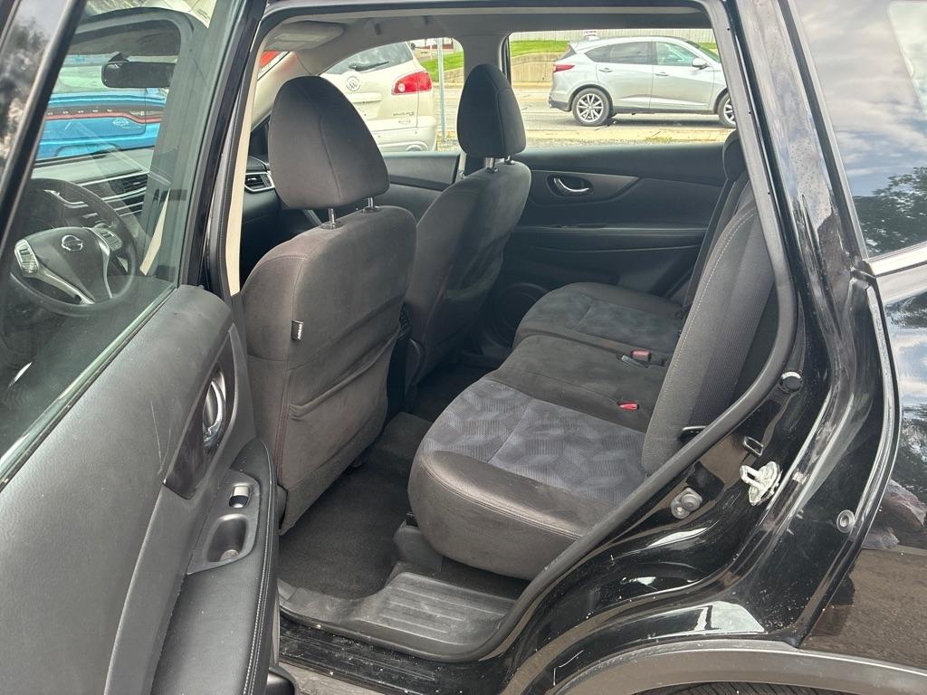 Nissan Rogue  2015