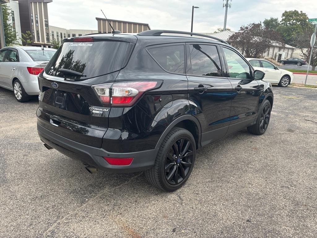 Ford Escape  2017
