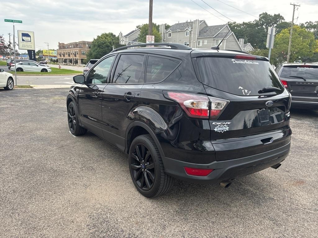 Ford Escape  2017