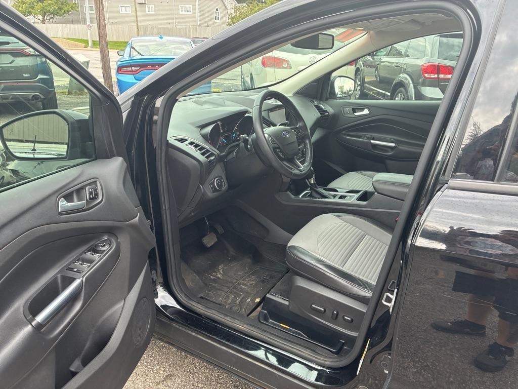 Ford Escape  2017