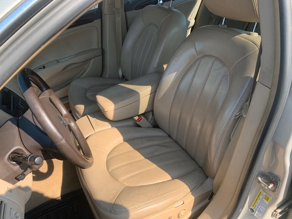 Buick Lucerne  2009