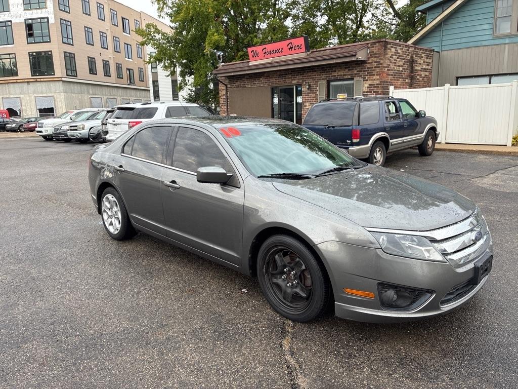 Ford Fusion  2010