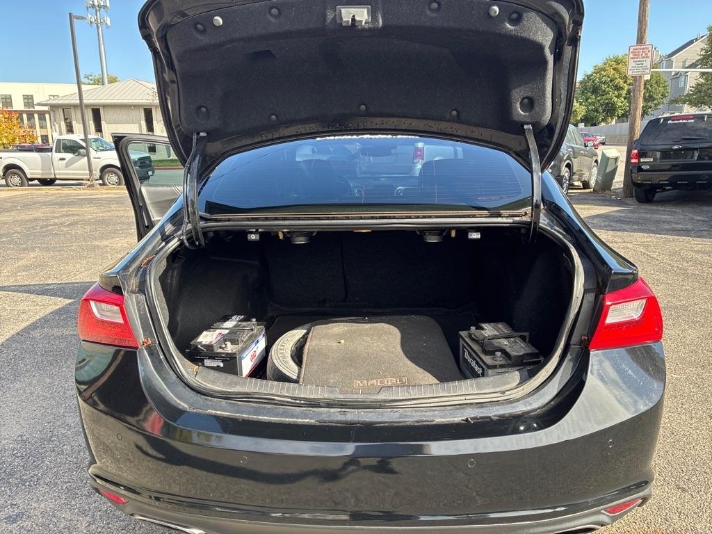 Chevrolet Malibu  2018