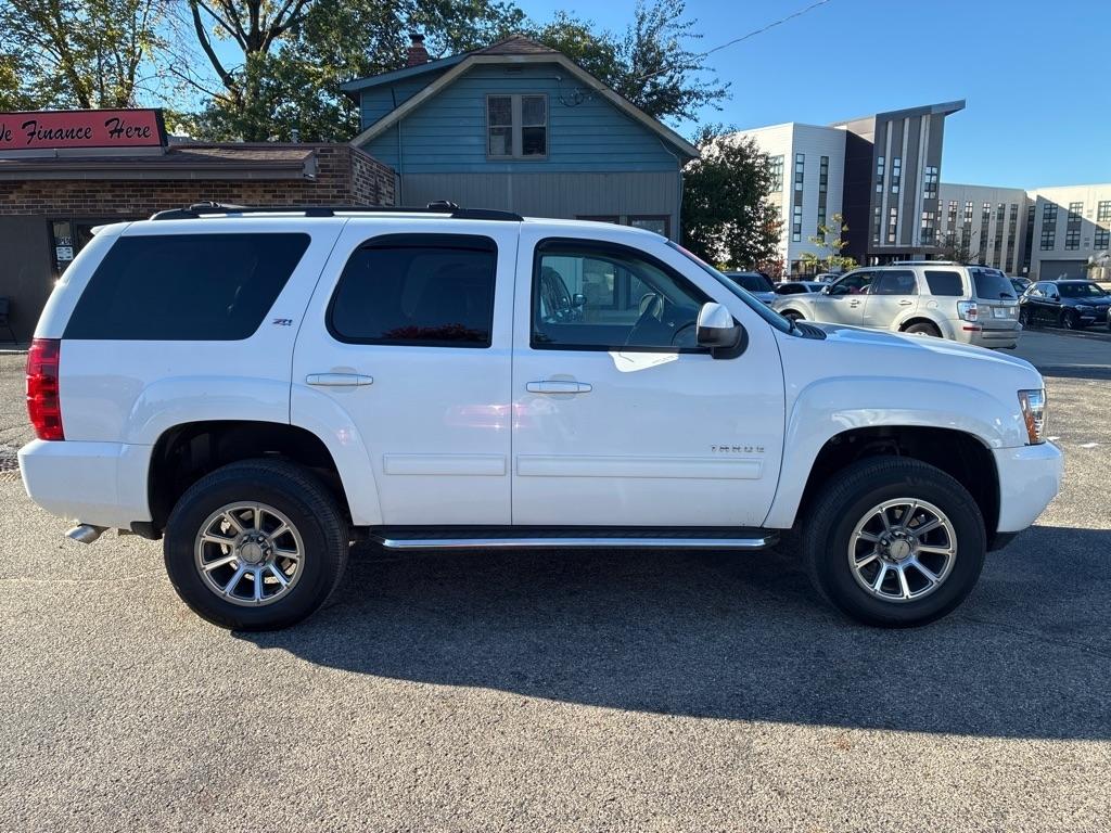 Chevrolet Tahoe  2011