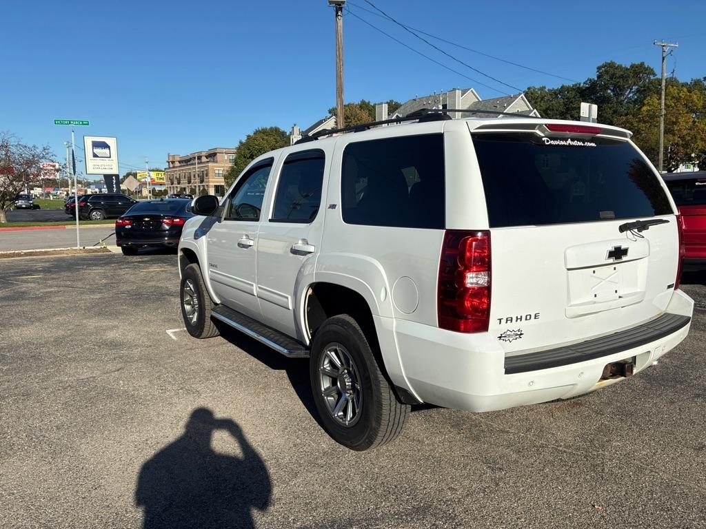 Chevrolet Tahoe  2011