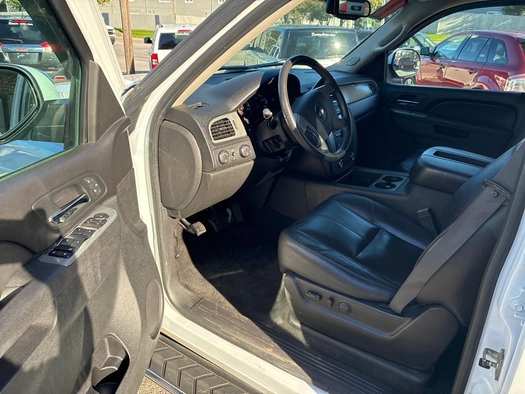 Chevrolet Tahoe  2011