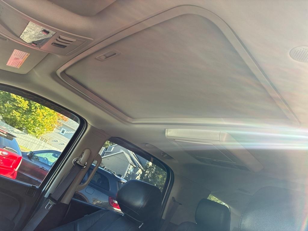 Chevrolet Tahoe  2011