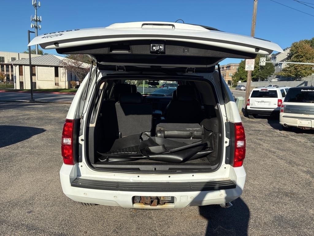 Chevrolet Tahoe  2011
