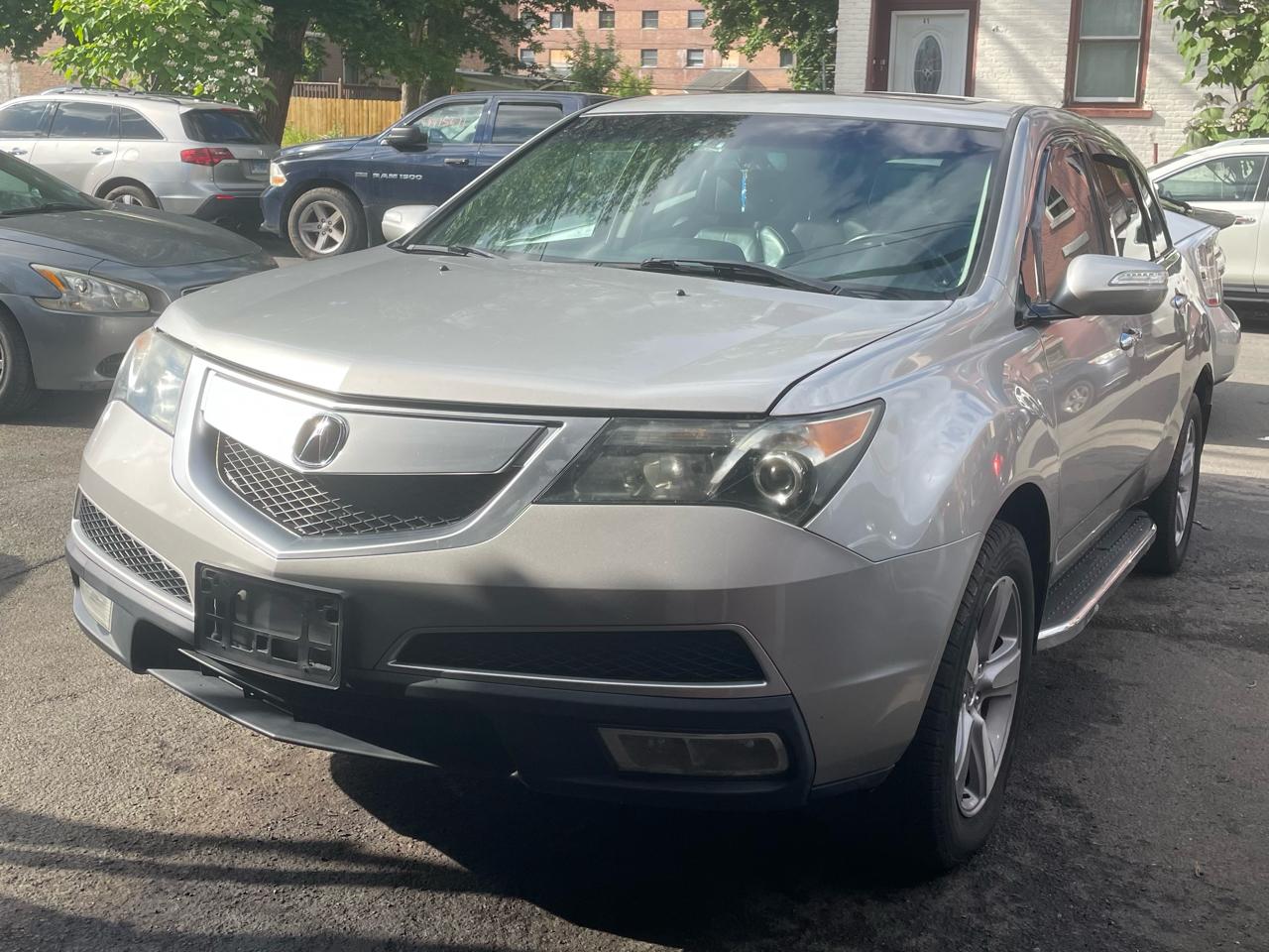 Acura MDX 6-Spd AT w/Tech Package 2013