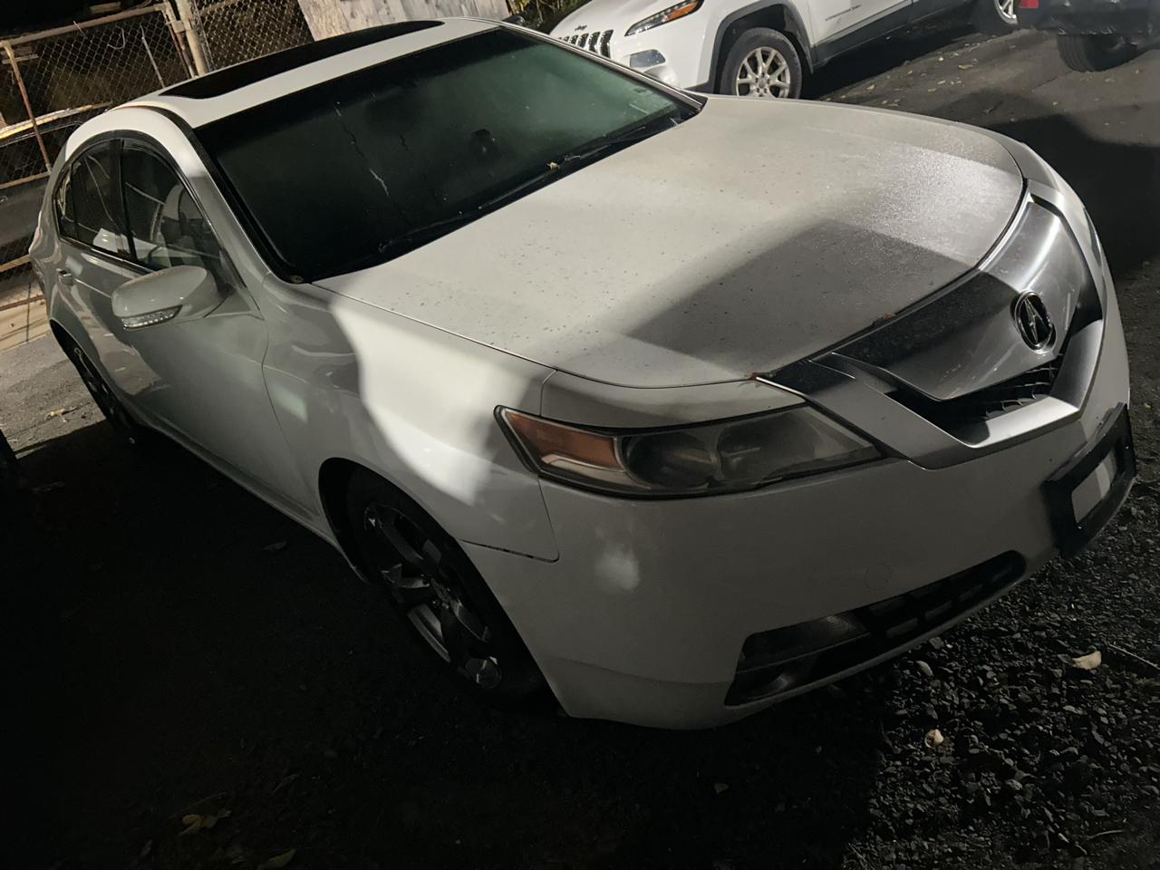 Acura TL 4dr Sdn Auto SH-AWD 2010