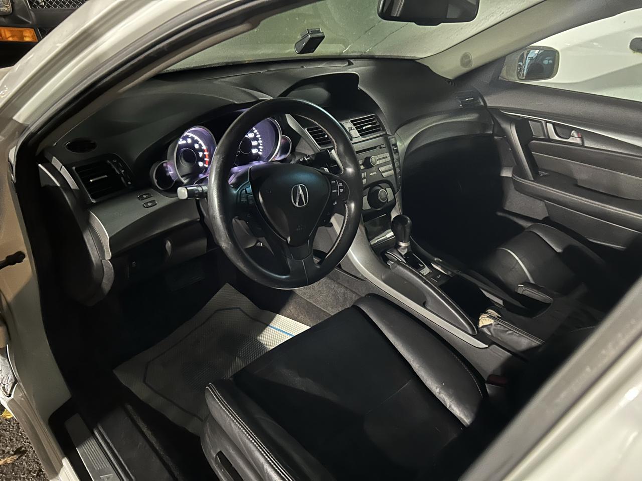 Acura TL 4dr Sdn Auto SH-AWD 2010
