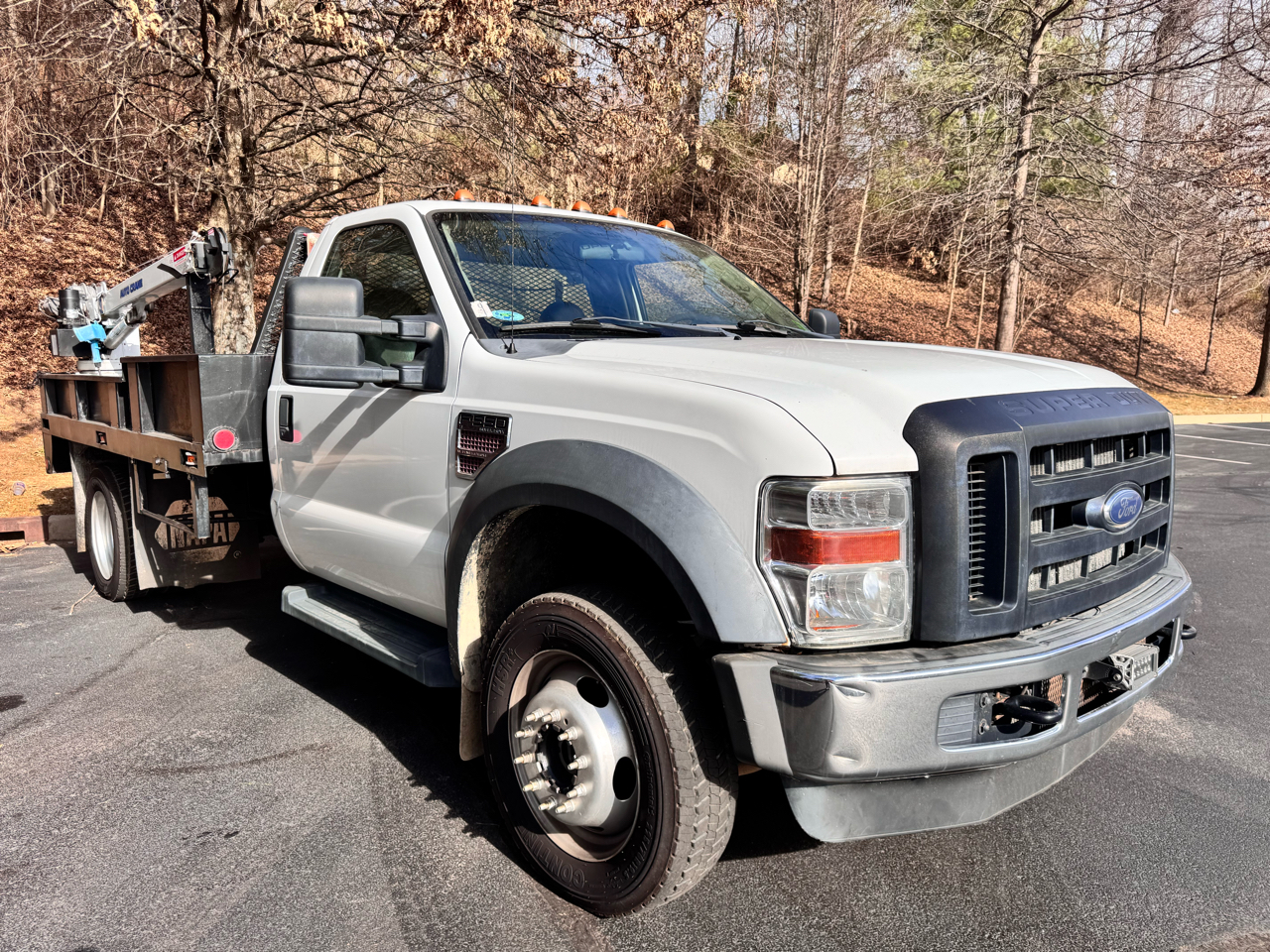 Ford Super Duty F-550 DRW 4WD Reg Cab 141" WB 60" CA XL 2009
