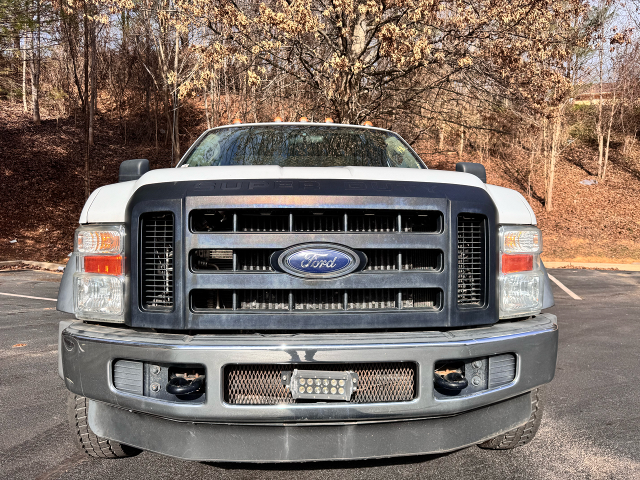 Ford Super Duty F-550 DRW 4WD Reg Cab 141" WB 60" CA XL 2009