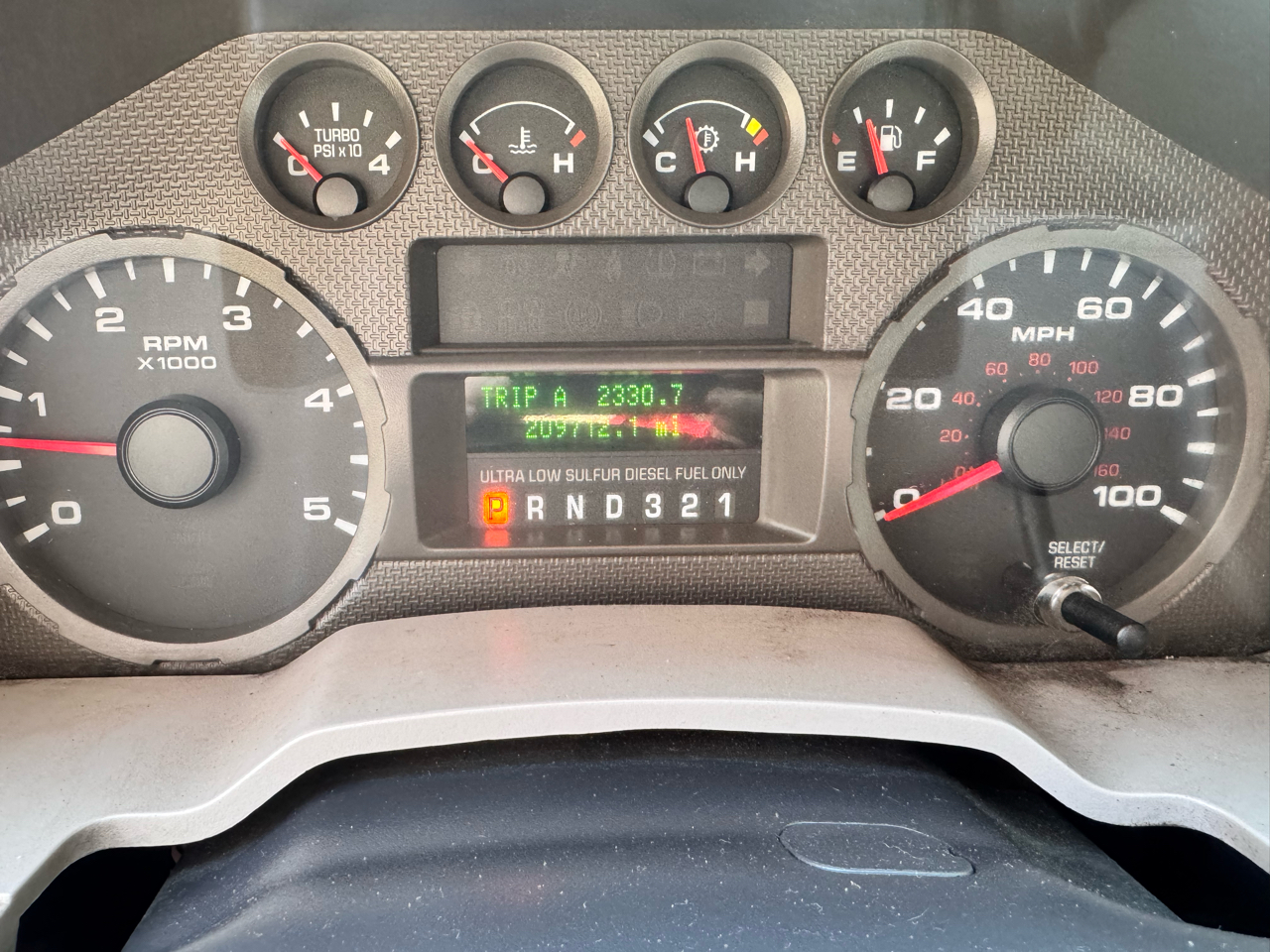 Ford Super Duty F-550 DRW 4WD Reg Cab 141" WB 60" CA XL 2009