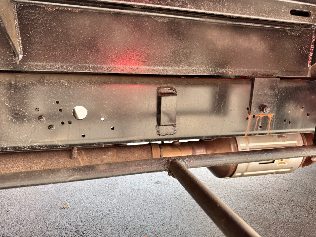 Ford Super Duty F-550 DRW 4WD Reg Cab 141" WB 60" CA XL 2009