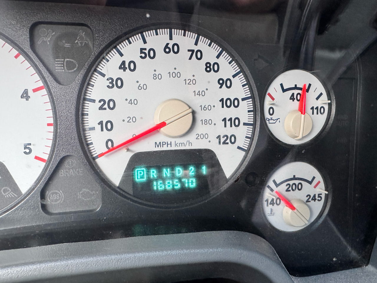 Dodge Ram 2500 4dr Quad Cab 140.5 4WD Laramie 2006