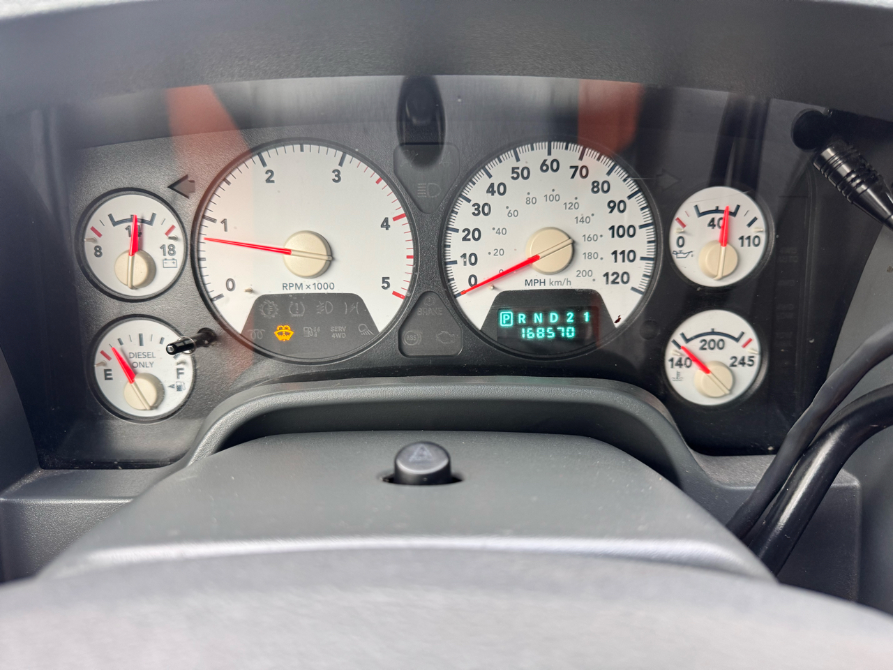 Dodge Ram 2500 4dr Quad Cab 140.5 4WD Laramie 2006