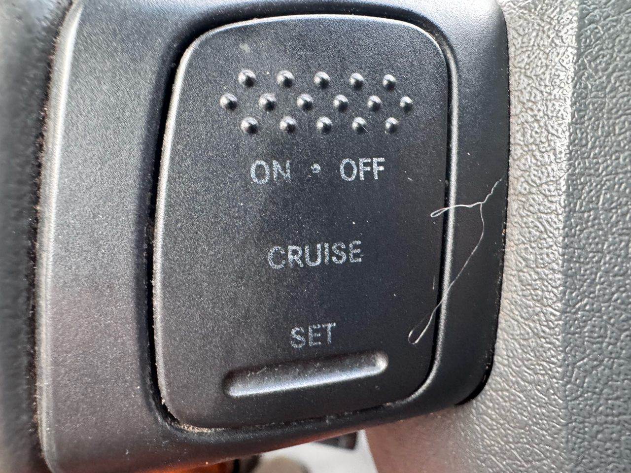 Dodge Ram 2500 4dr Quad Cab 140.5 4WD Laramie 2006