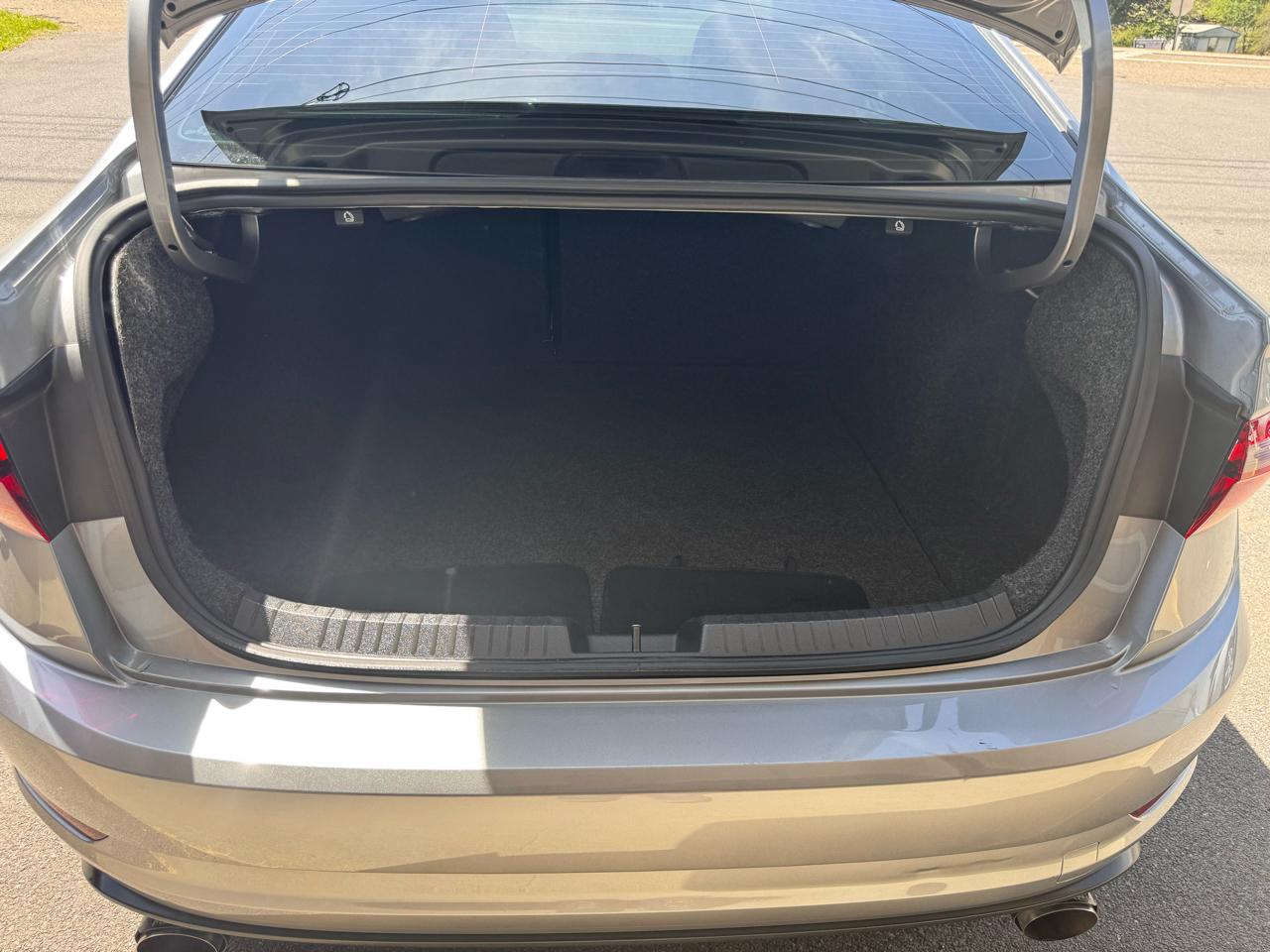 Volkswagen Jetta GLI Autobahn DSG 2019