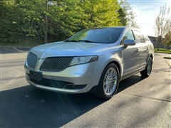 2013 Lincoln MKT  2013 Lincoln MKT