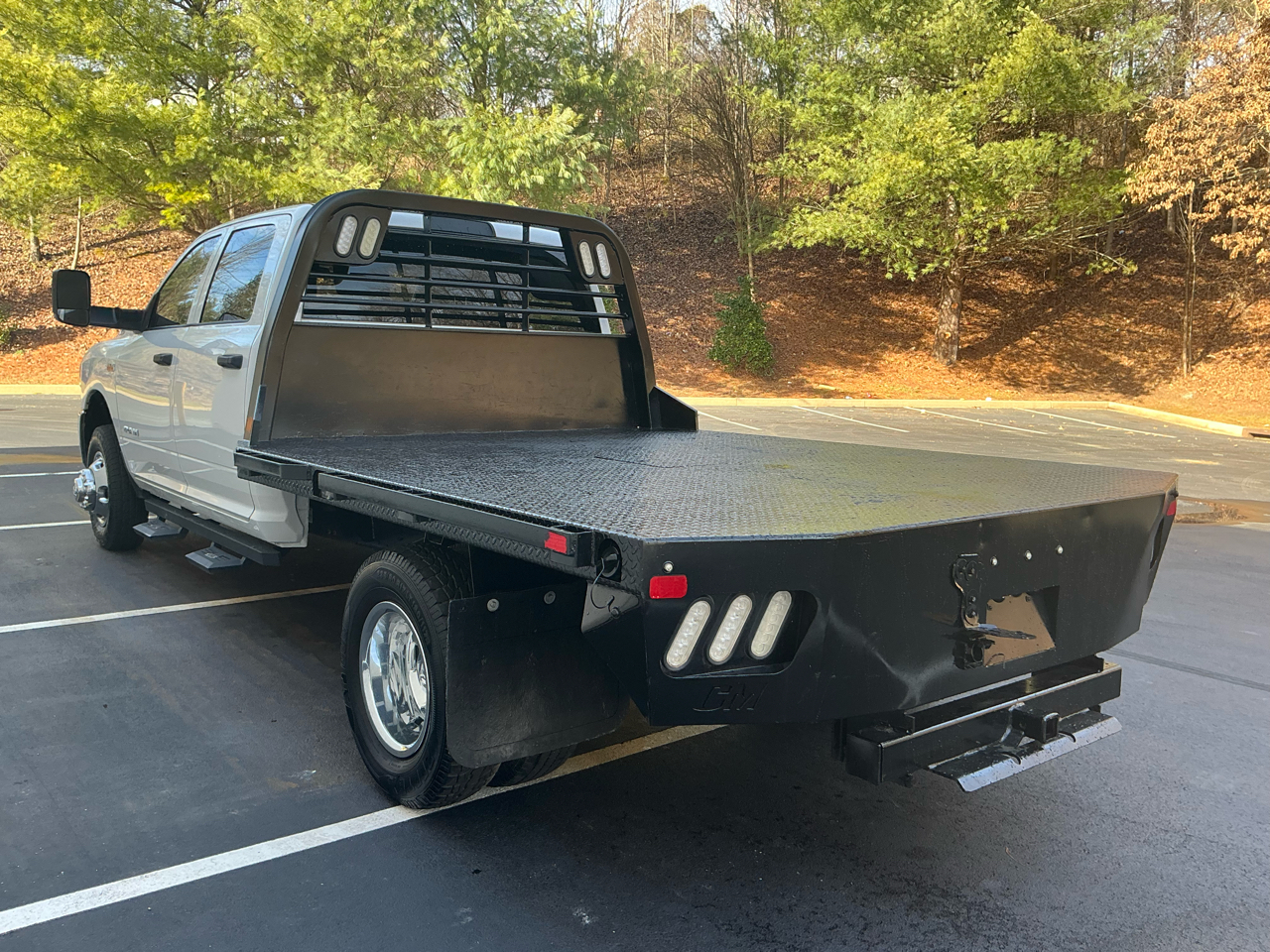 RAM 3500 Chassis Cab Tradesman 4WD Crew Cab 60" CA 172.4" WB 2019