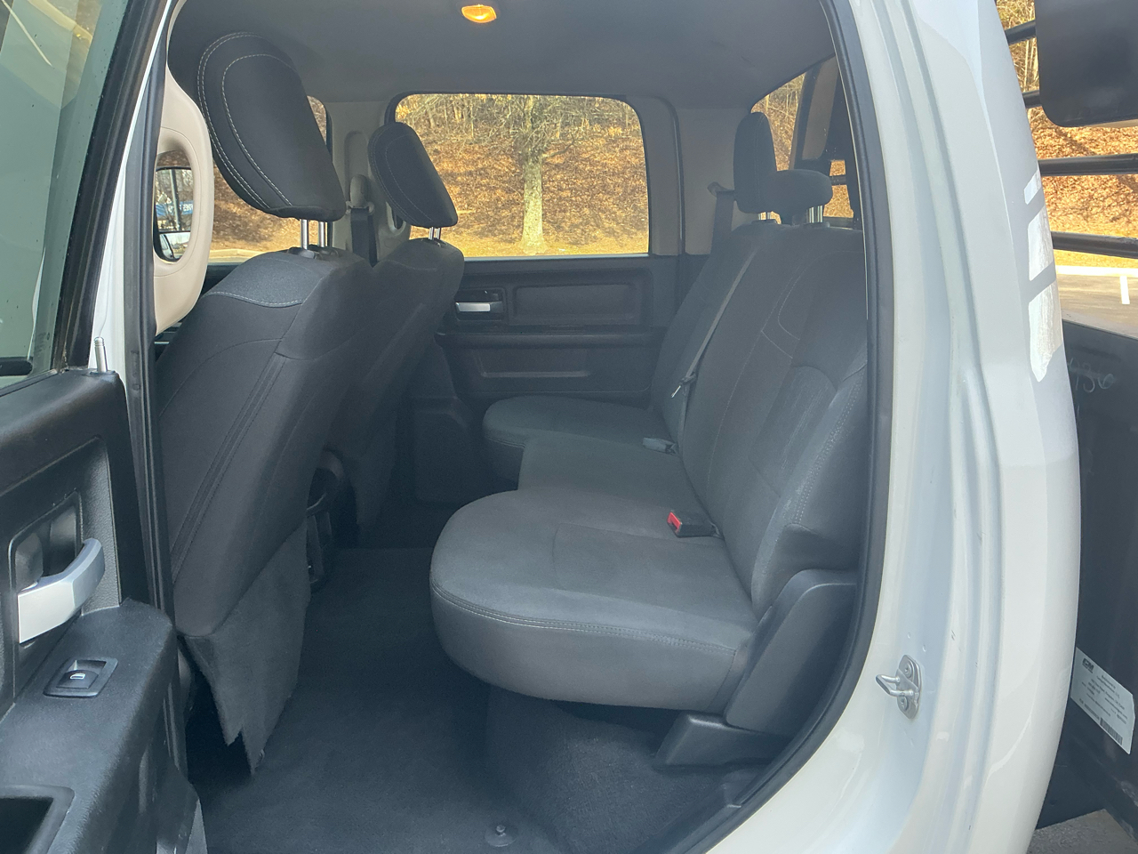 RAM 3500 Chassis Cab Tradesman 4WD Crew Cab 60" CA 172.4" WB 2019