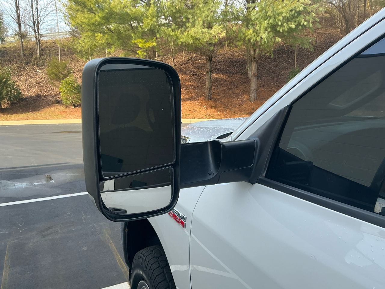 RAM 3500 Chassis Cab Tradesman 4WD Crew Cab 60" CA 172.4" WB 2019