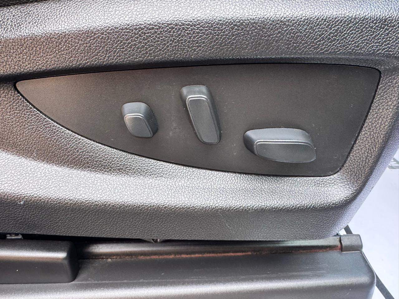 Chevrolet Tahoe 4WD 4dr LT 2020