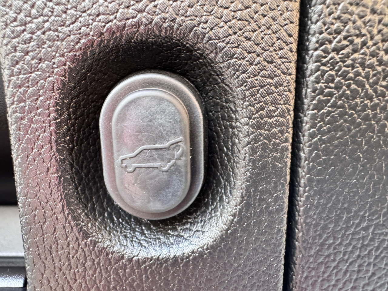 Chevrolet Tahoe 4WD 4dr LT 2020