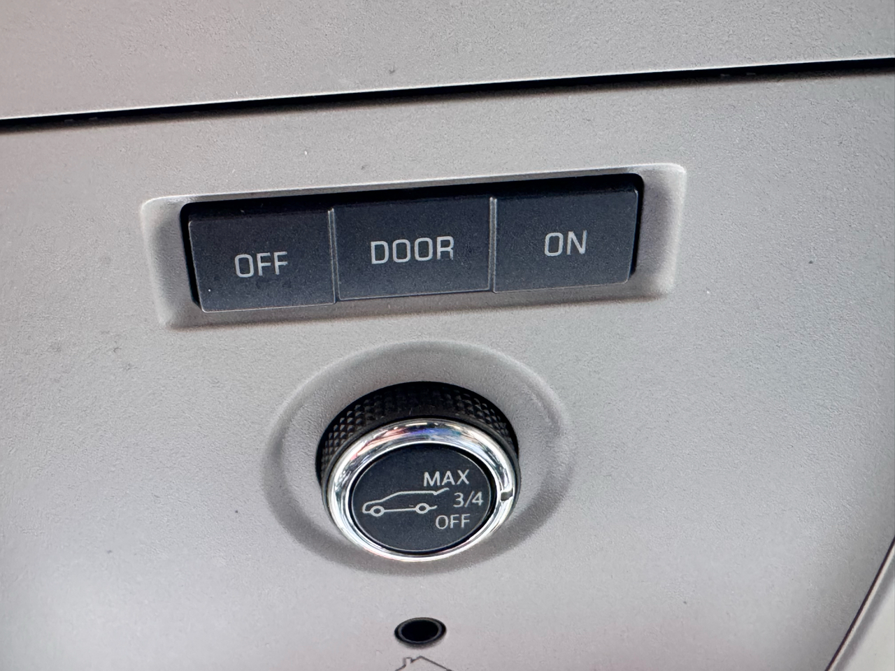 Chevrolet Tahoe 4WD 4dr LT 2020