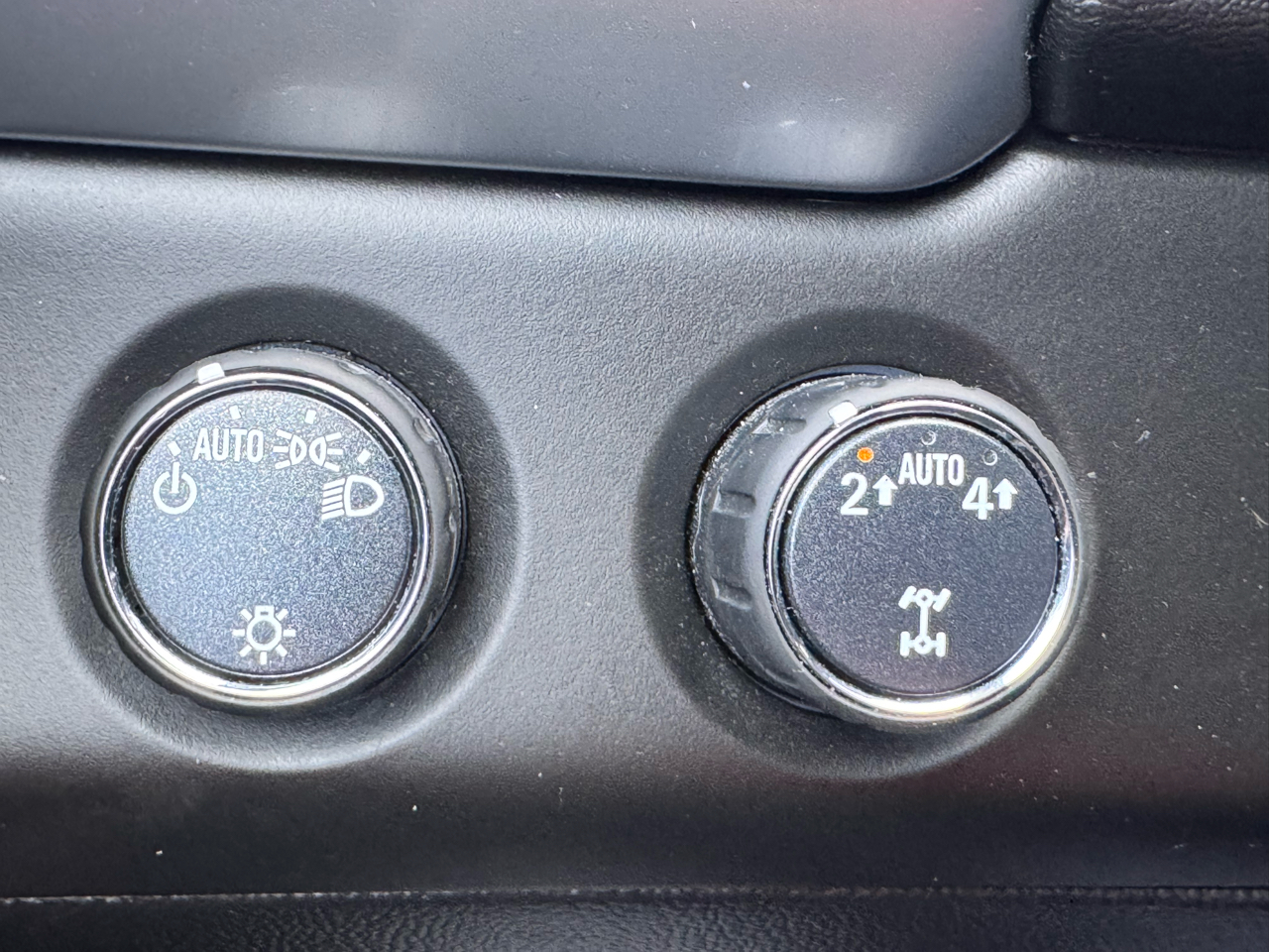 Chevrolet Tahoe 4WD 4dr LT 2020