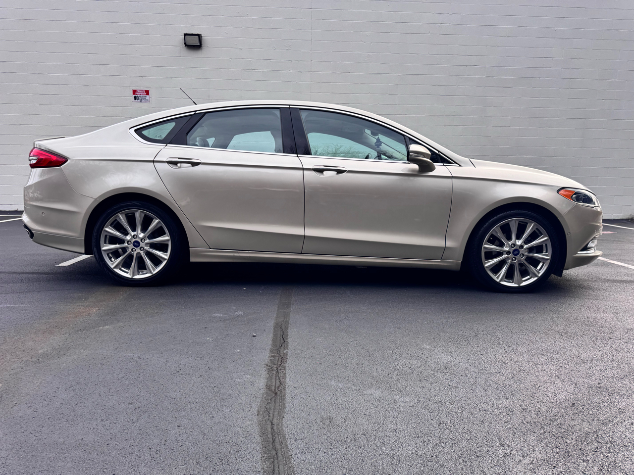 Ford Fusion Titanium AWD 2017