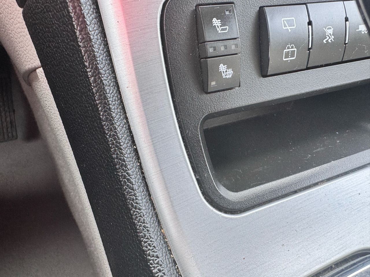 GMC Acadia AWD 4dr SLE 2011