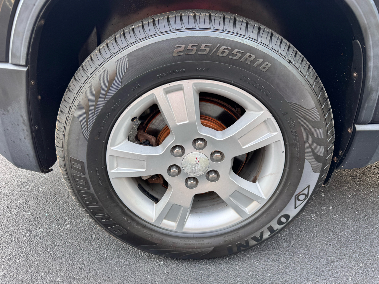 GMC Acadia AWD 4dr SLE 2011